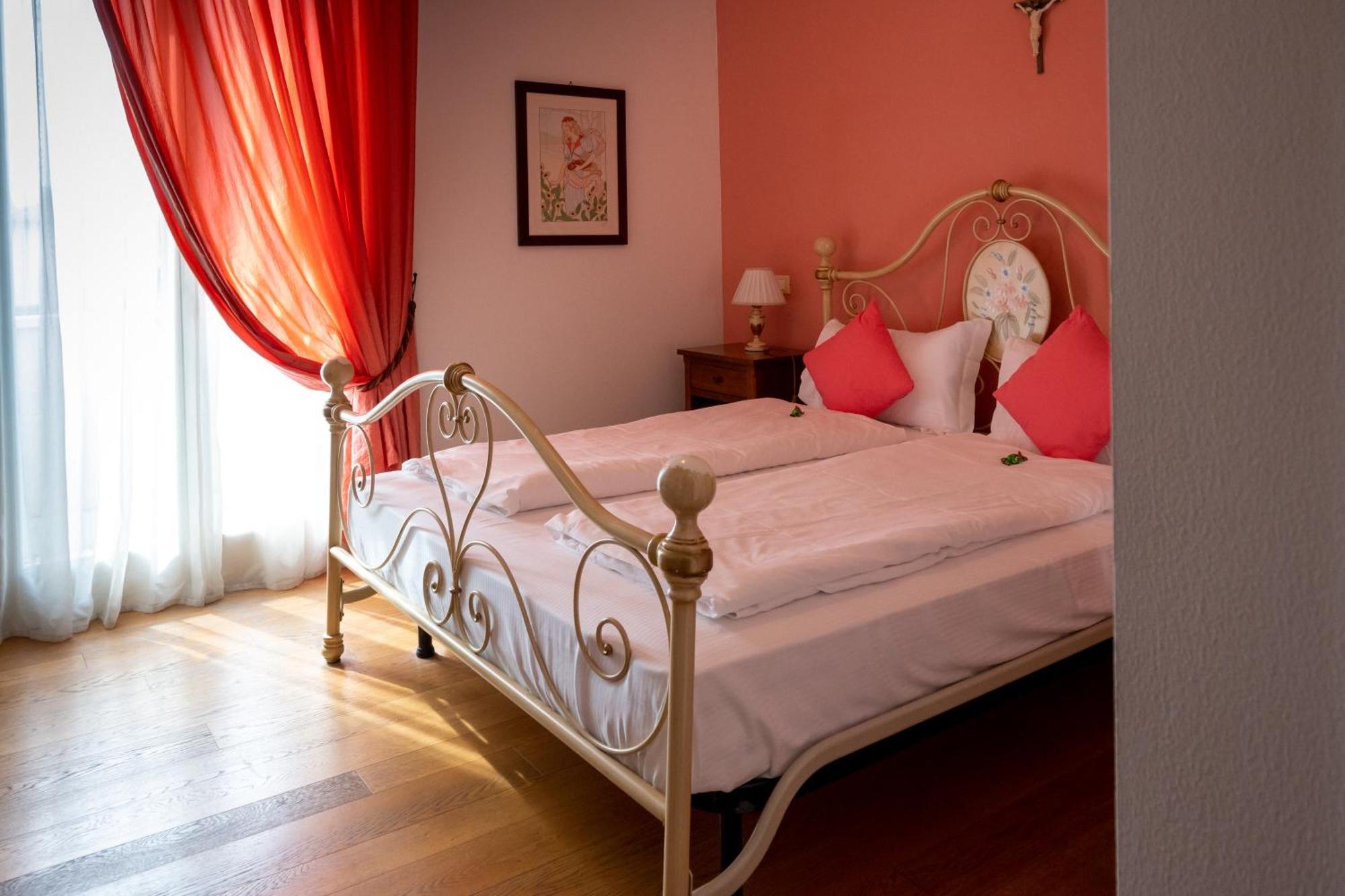Locanda Al Ponte De Fero เยโซโล ภายนอก รูปภาพ