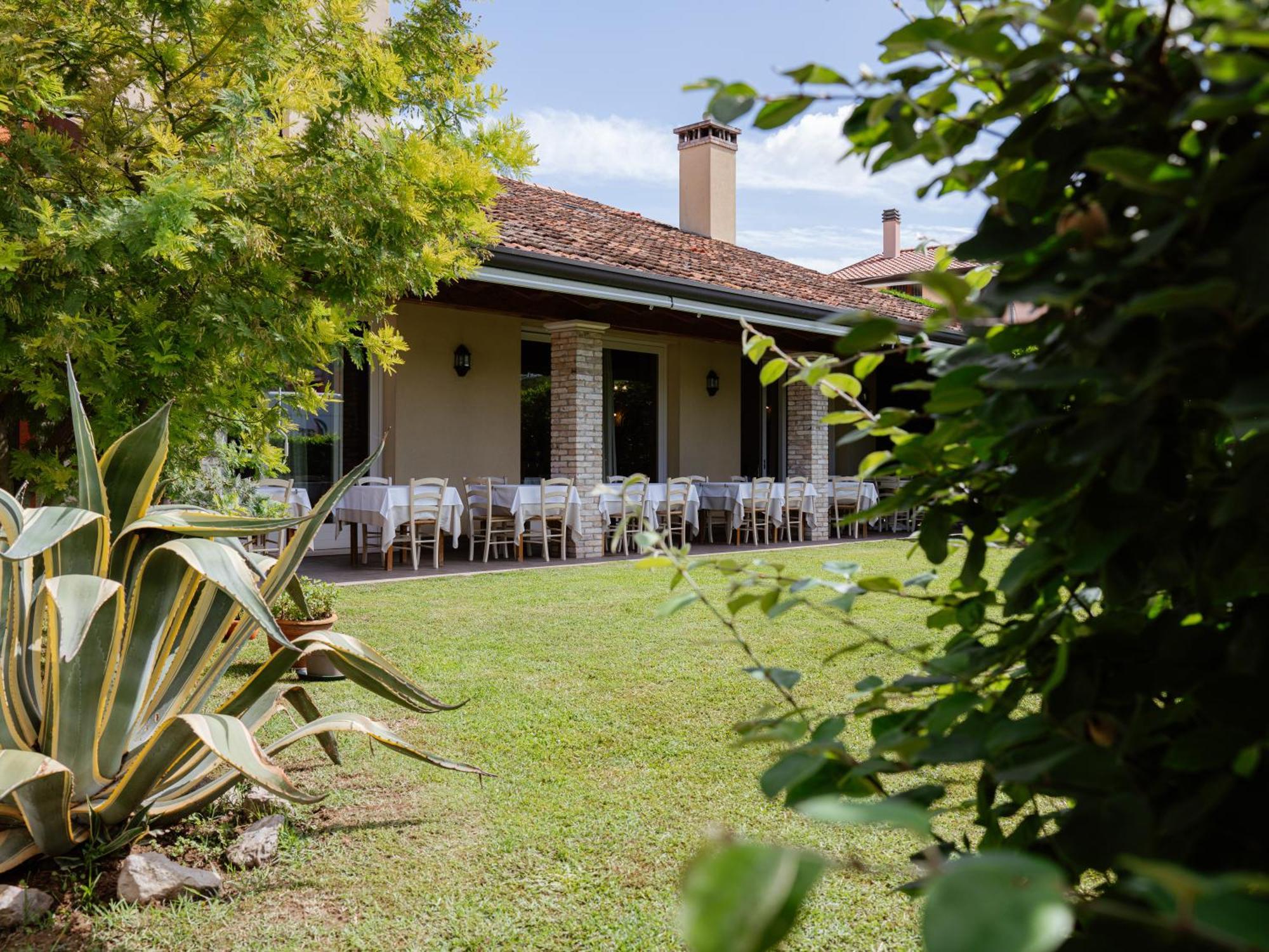 Locanda Al Ponte De Fero เยโซโล ภายนอก รูปภาพ