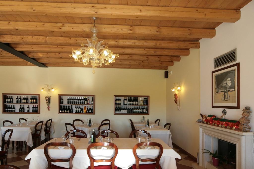 Locanda Al Ponte De Fero เยโซโล ภายนอก รูปภาพ