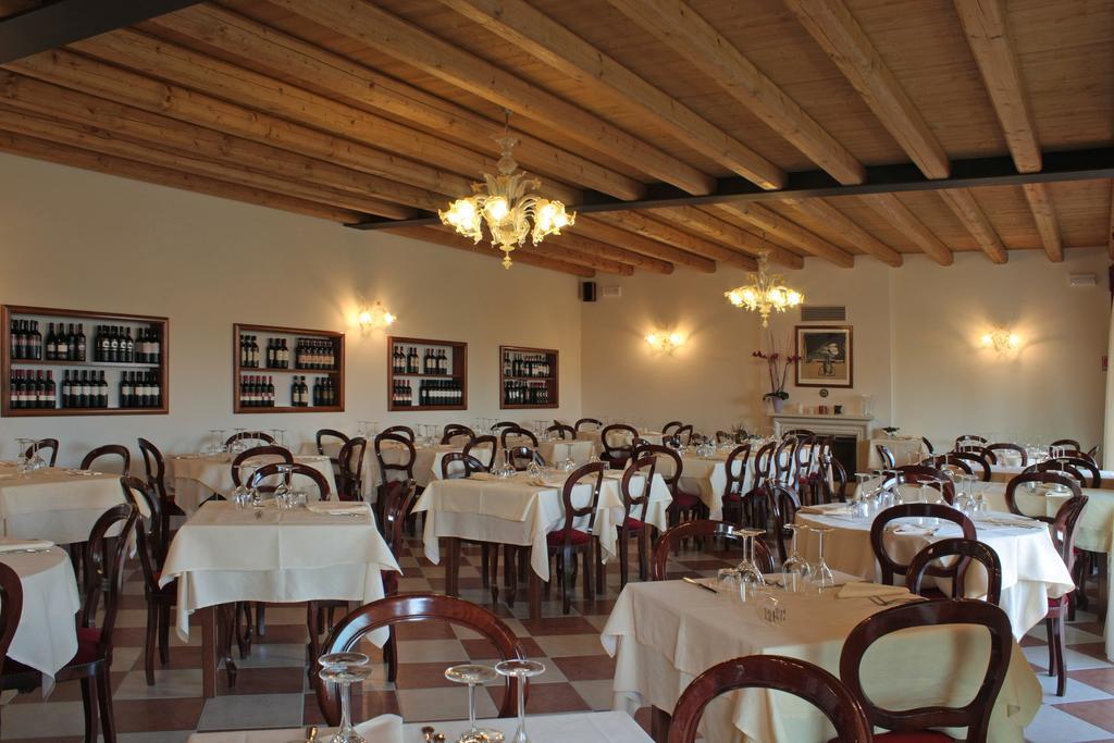 Locanda Al Ponte De Fero เยโซโล ภายนอก รูปภาพ